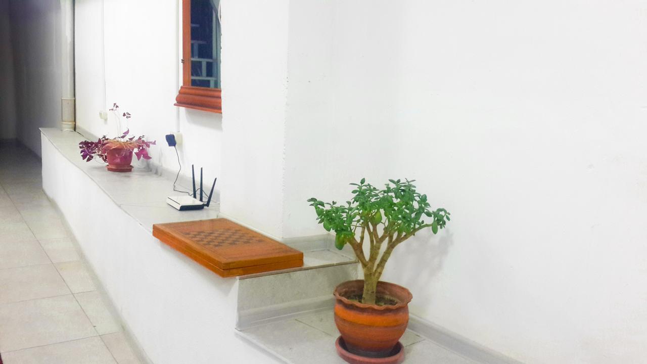 Hostel Near The Square ティビリシ エクステリア 写真